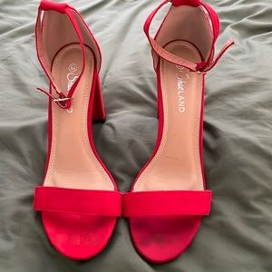 Shoeland Rosemmina Women’s Open toe Ankle Strap Heel’s. Red ,size 8 1/2.